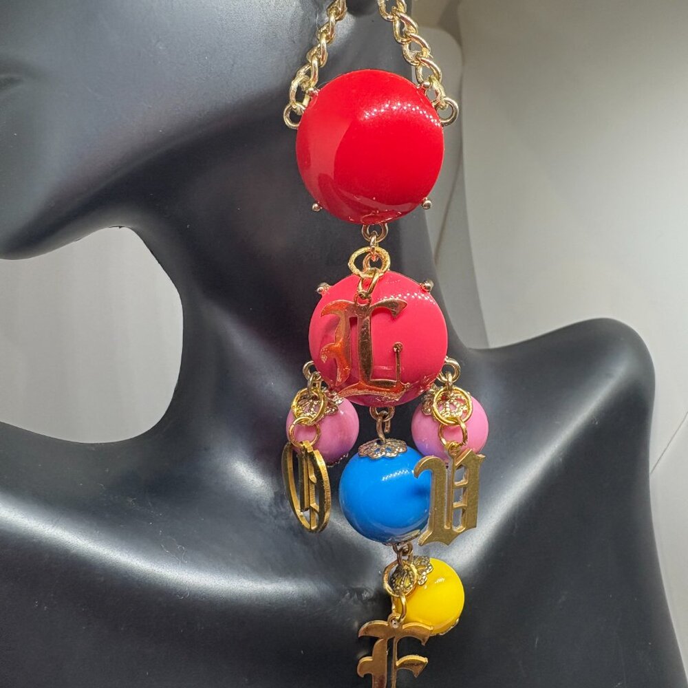 Love in Paris Earrings - Picture 2 of 2